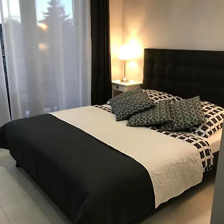 Saviano Mare * 米兹多洛杰