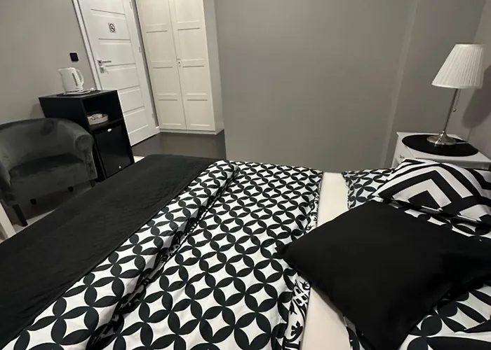 Saviano Mare ミエンジズドロイェ